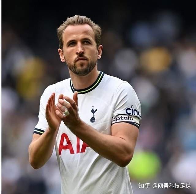 包含刚刚！凯恩连续三场比赛得分超过大胜新奥尔良鹈鹕防线松动备战NBA总决赛，清晨尼斯备战欧冠的词条